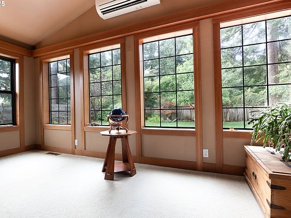 4th image of 780 Michigan