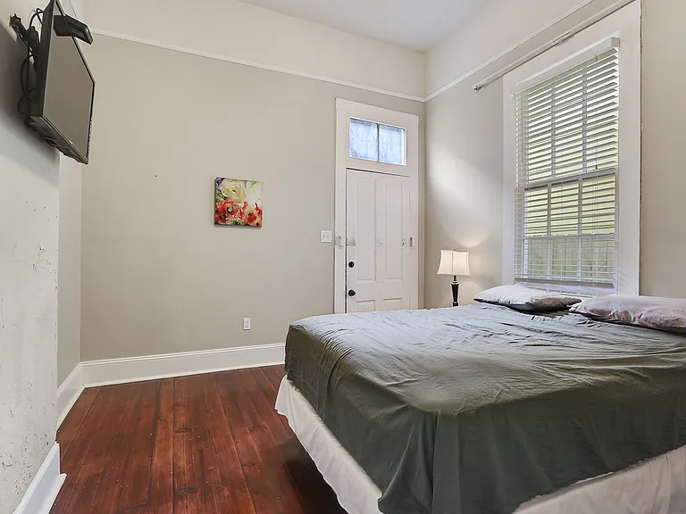 1408 Constance St — Photo 5