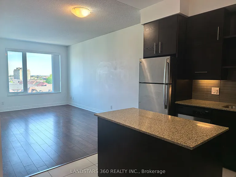277 S Park Rd #802 — Photo 4