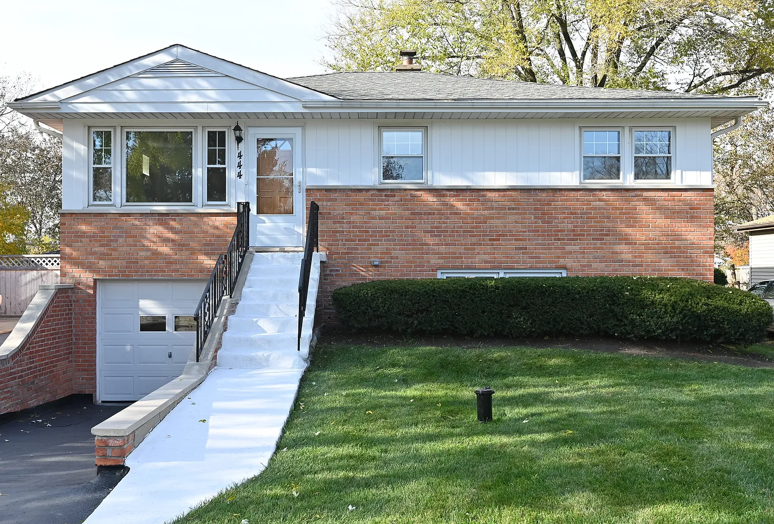 444 N Cedar Ave photo 1