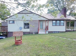 223 Golfview Dr, Marion, VA 24354