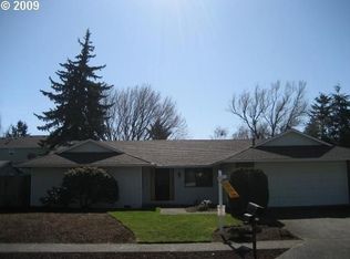 950 NE 22nd St, Gresham, OR 97030