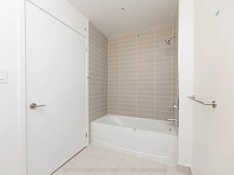 8119 Birchmount Rd #1301A — Photo 6