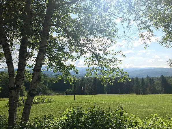 2630 Diamond Hill Rd, St Johnsbury, VT 05819