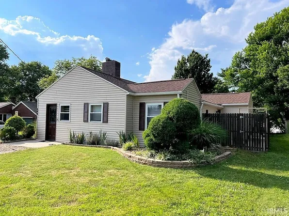 408 E 26th St, Jasper, IN 47546