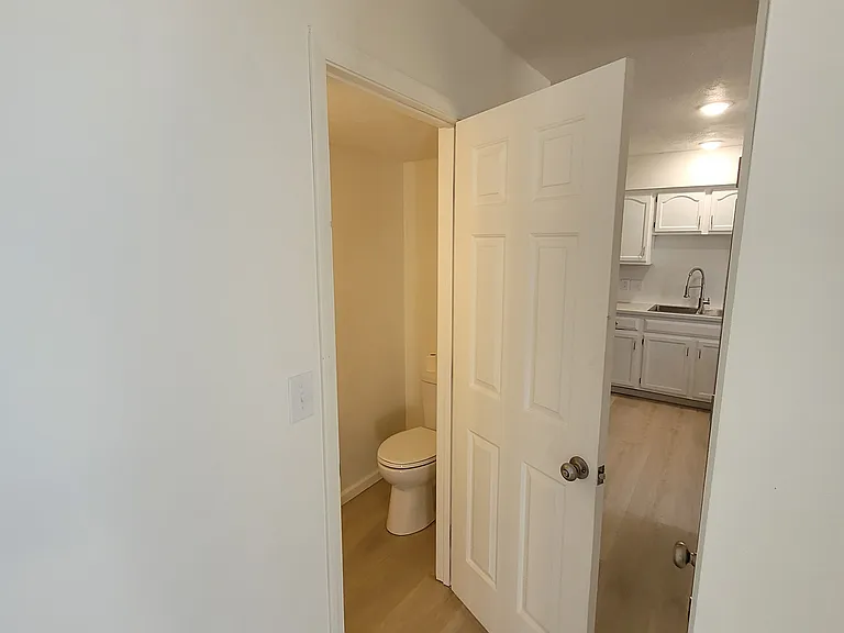 30 Westhaven Dr — Photo 26