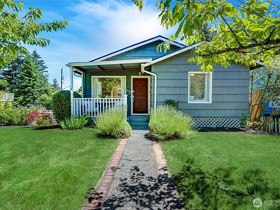 2nd image of 8526 17th Avenue NE