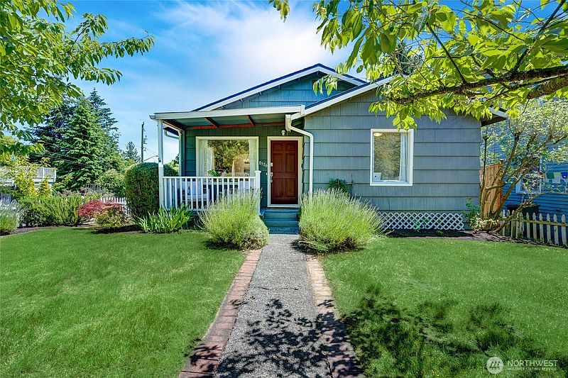 2nd image of 8526 17th Avenue NE