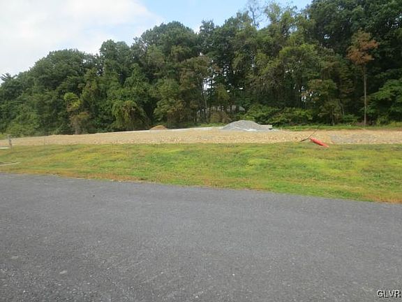 4th image of 488 Arthurs Ct Lot 48