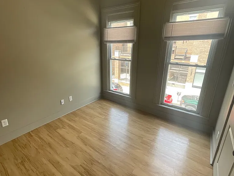 425 N Walnut St — Photo 59