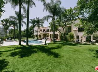 3364 Clerendon Rd, Beverly Hills, CA 90210