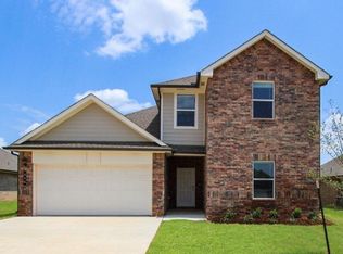 646 Park Pl, Newcastle, OK 73065