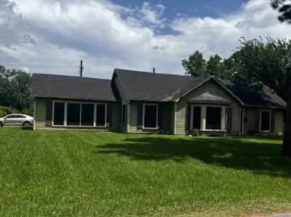 2590 Louisiana St, Beaumont, TX 77702