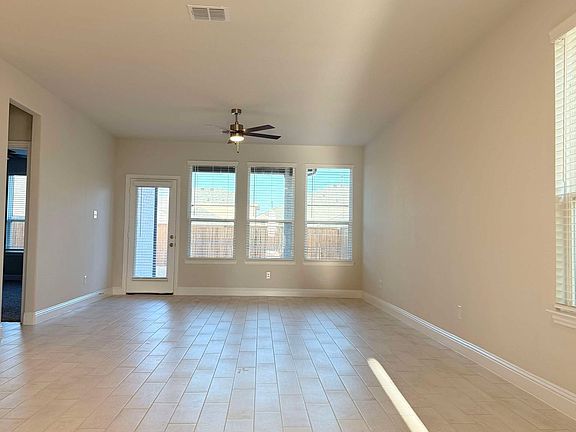 4th image of 721 Santa Lucia Dr