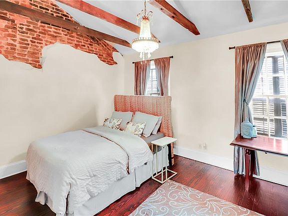 5th image of 1004 Governor Nicholls St APT G