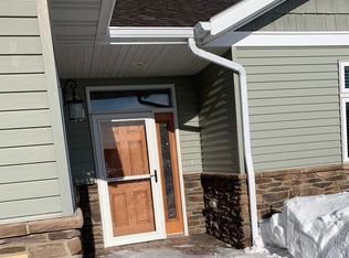 3312 N Colorado Dr, Bismarck, ND 58503