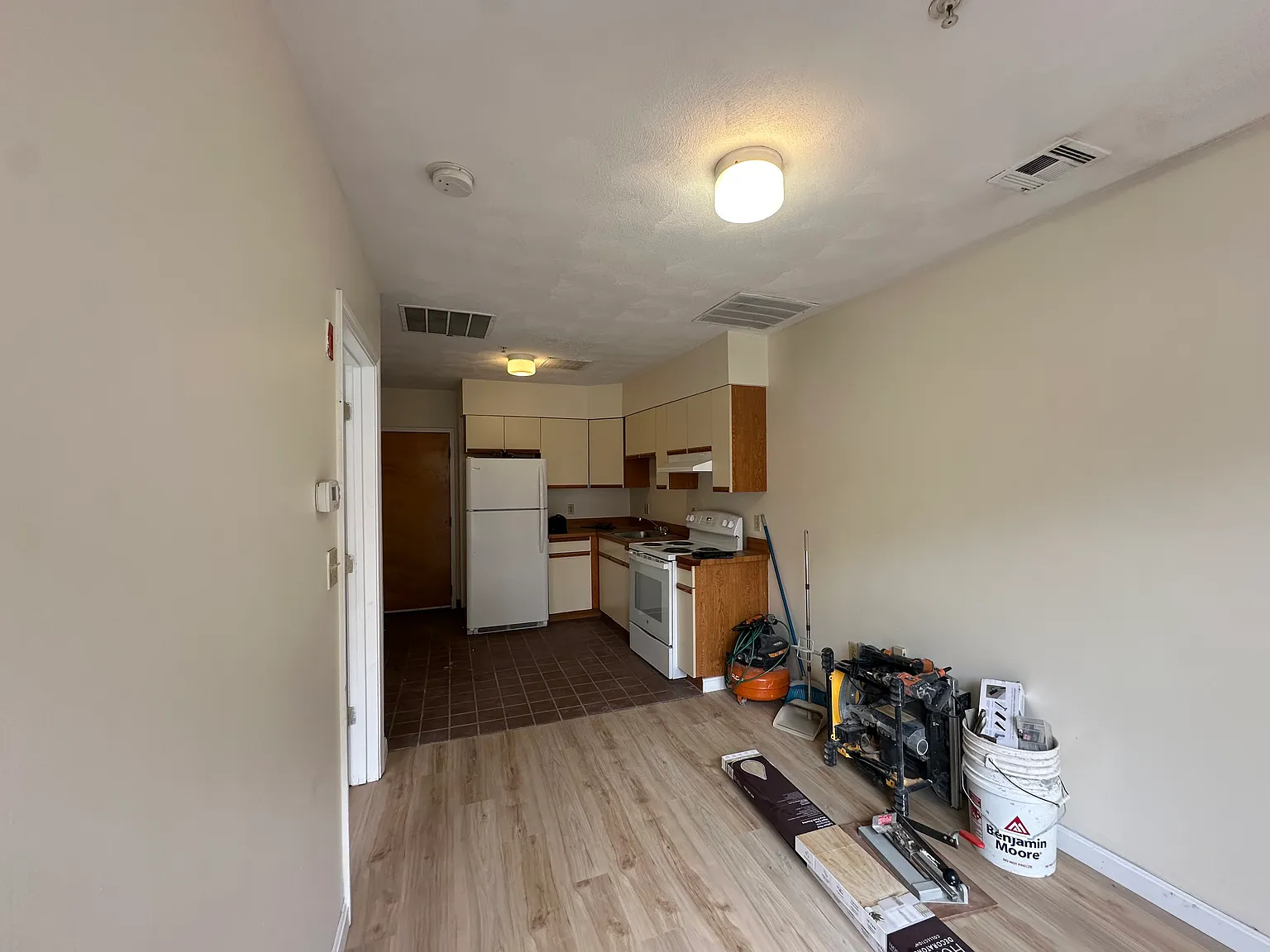 1 bed, 500 sqft, $2,550 — Photo 4