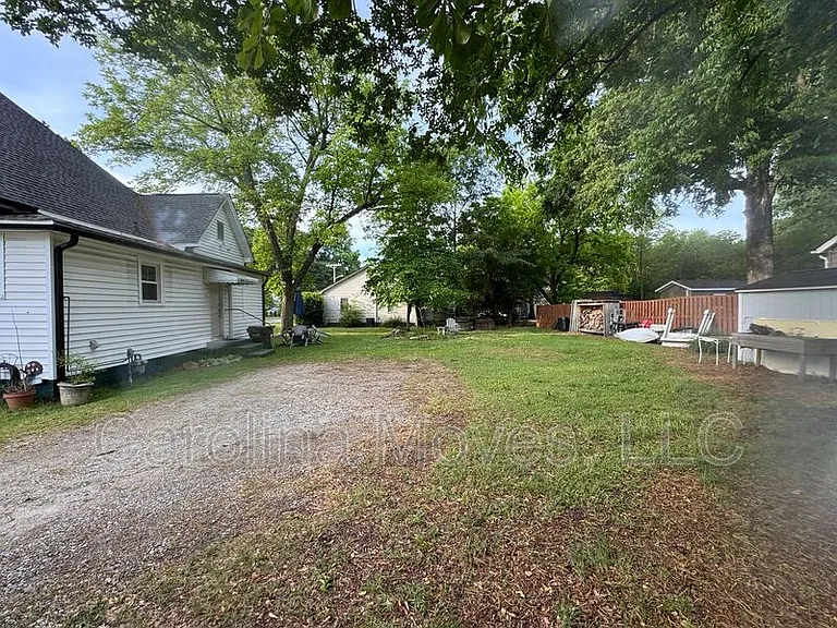 200 Pelham St — Photo 30