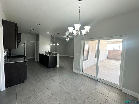5th image of 1626 W Poco St