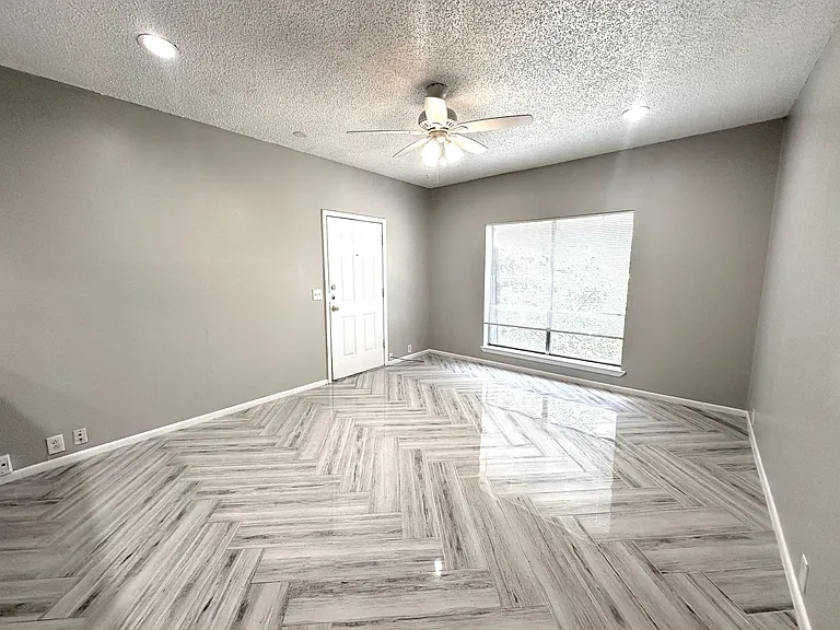 3626 Prescott Ave — Photo 7