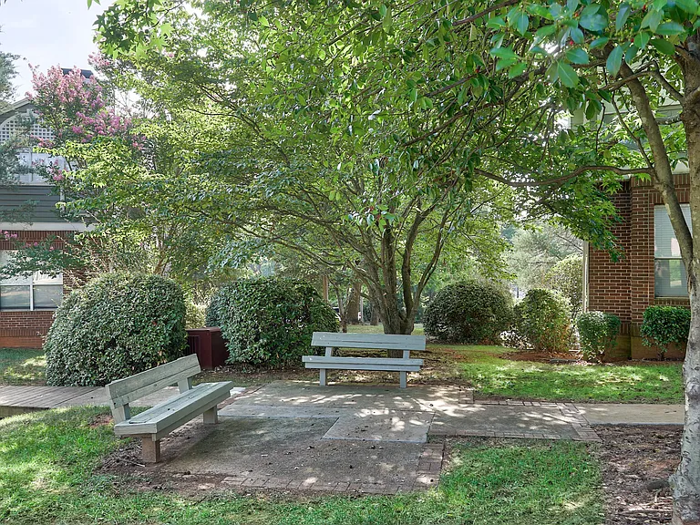 The Villages Apartments — Photo 4