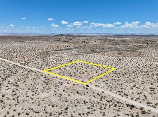 107 Sunburst Ave, Joshua Tree, CA 92252