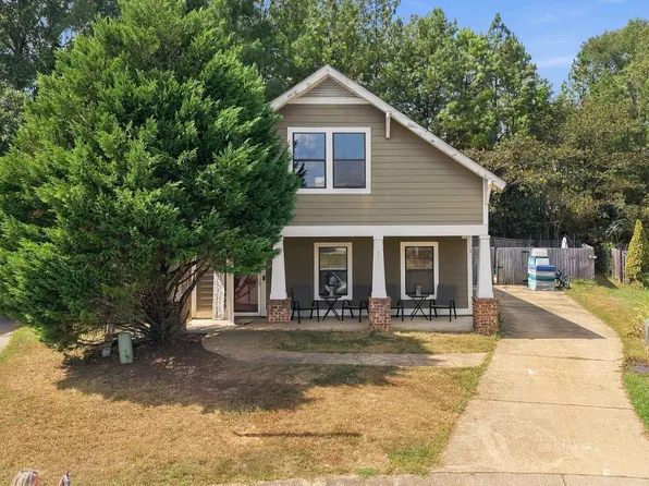 629 Enclave Ln, Calera, AL 35040