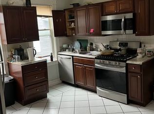 4 Dalrymple St APT 3, Boston, MA 02130