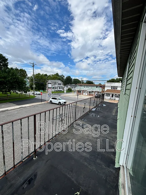 1 bed, 1.0 bath, 800 sqft, $1,045 — Photo 4