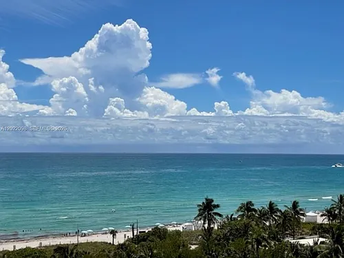 5313 Collins Ave Photo 1