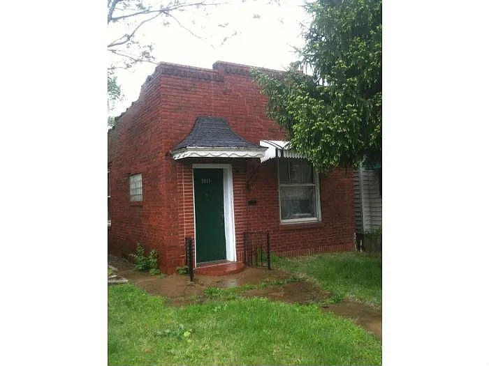 5937 Sherry Ave photo 1