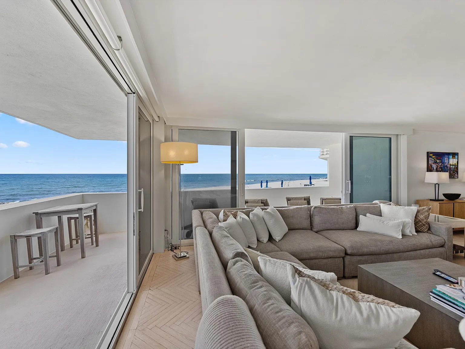 2 bed, 2.5 bath, 1646 sqft, $40,000 — Photo 2