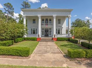 300 N Dooly St, Montezuma, GA 31063
