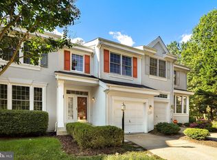 1334 Park Garden Ln, Reston, VA 20194