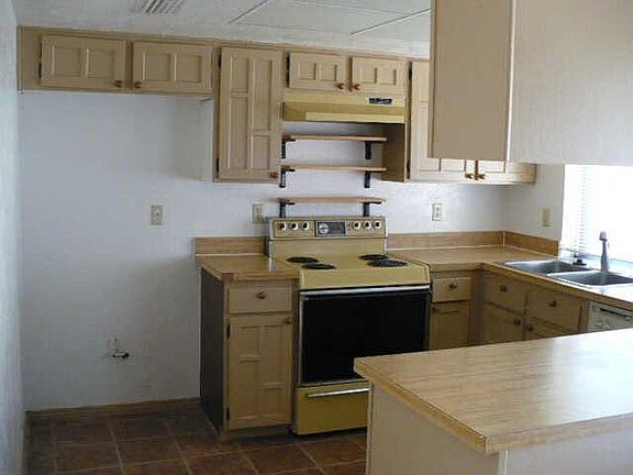 5th image of 2612 Kingston Dr