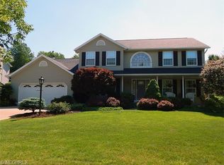 970 Countryside Dr, Medina, OH