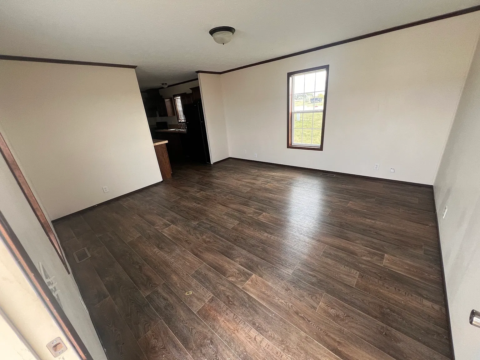 Excellent 3br/2ba Near Tioga High School! — Photo 4