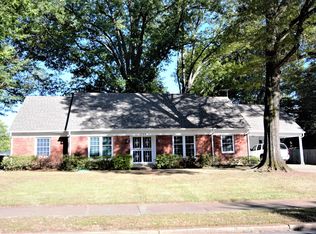 1546 W Crestwood Dr, Memphis, TN 38119
