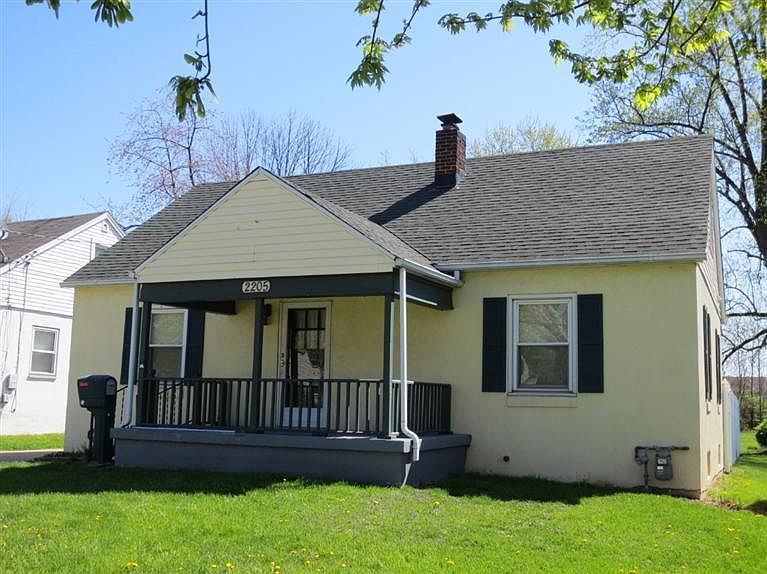 1st image of 2205 Lamberton St