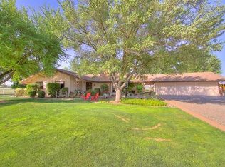 10868 N Mendocino Ave, Clovis, CA 93619