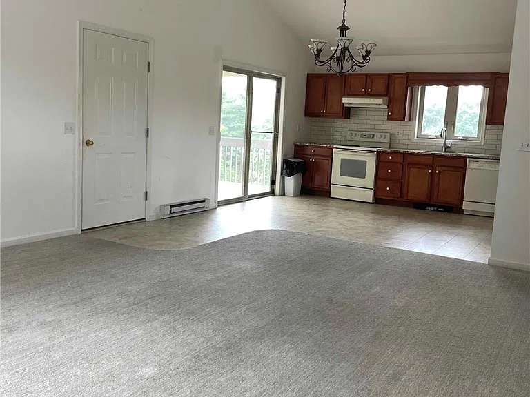 2403 Route 115 — Photo 23