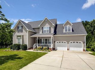 5604 Scottish Hills Dr, Holly Springs, NC 27540