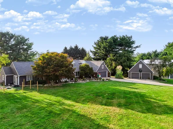 26741 Shoemaker Rd, Circleville, OH 43113
