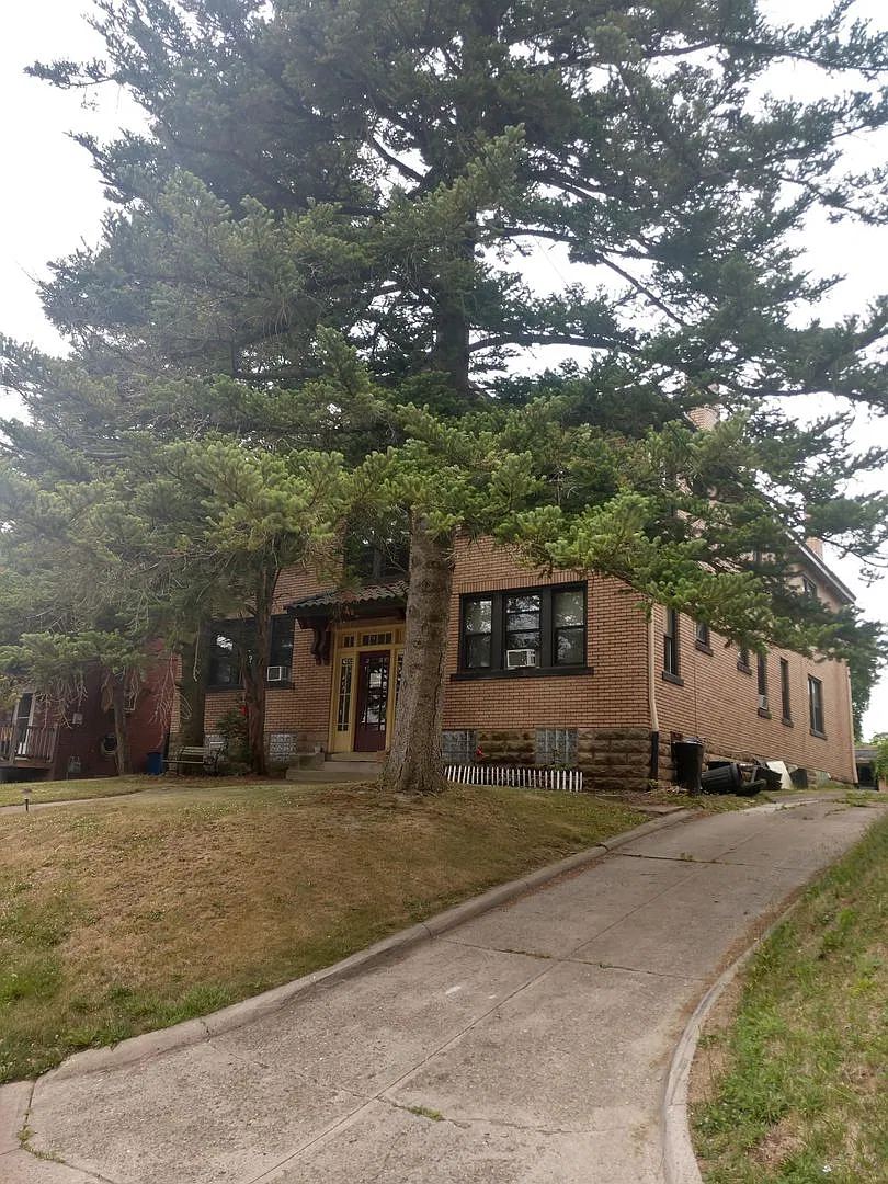 226 Sunnyland Avenue — Photo 2