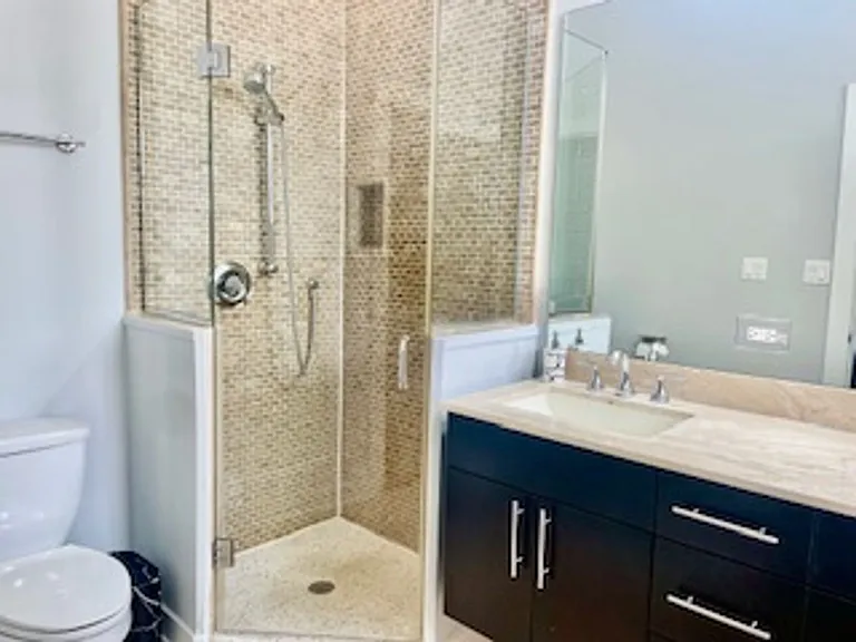 2128 W Van Buren St #2 — Photo 10