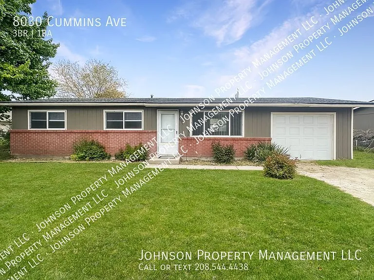 8030 W Cummins Ave — Photo 1
