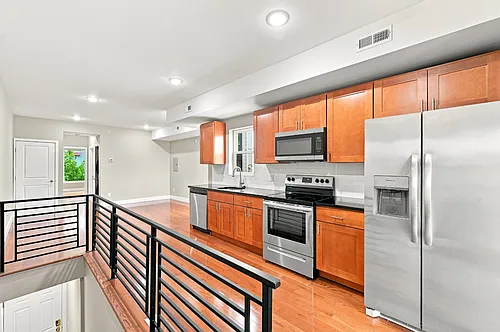 1441 Point Breeze Ave #3F Photo 1