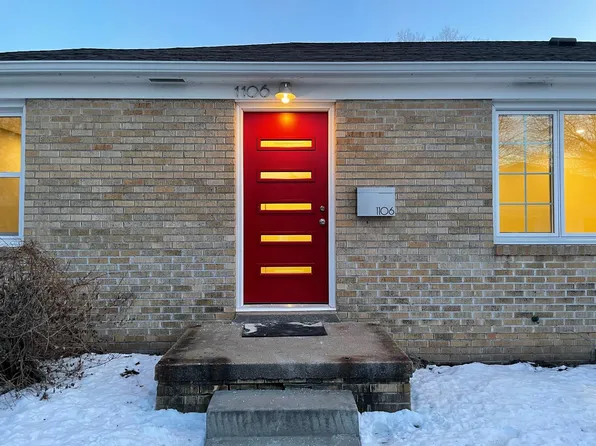 1106 N 49th Ave, Omaha, NE 68132