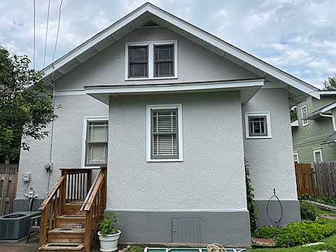 2nd image of 4636 Oakland Ave