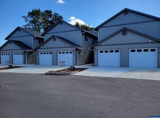 3752 Peter Ln NE, Salem, OR 97305